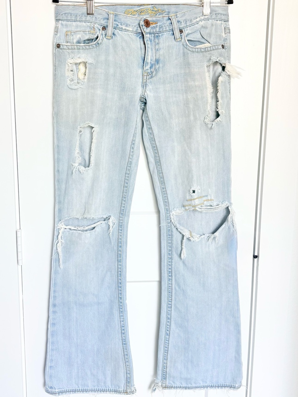 Vintage Old Navy Low Rise Light Blue Distressed Women’s Jeans 6
